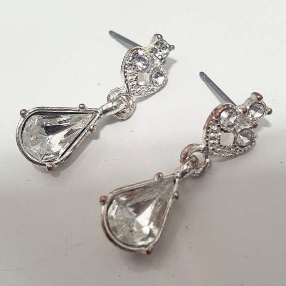 Silver Tone Crystal Bridal Drop Earrings. Crystal Tear Drop Earrings For Women🌴 - Picture 1 of 4